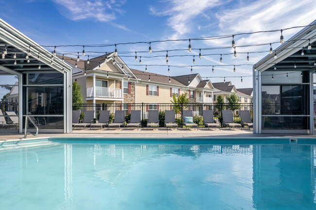 The Square at Latham Park in Hilliard, OH - Building Photo - Building Photo