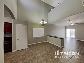 5918 Crumbling Ridge St in Henderson, NV - Building Photo - Building Photo
