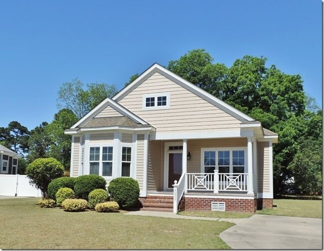 property at 3007 Canal Dr NW