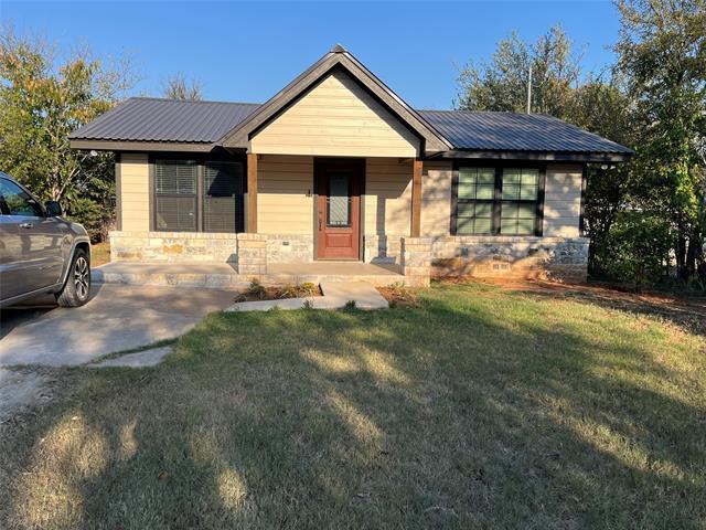 property at 802 Ruth Parker Ln