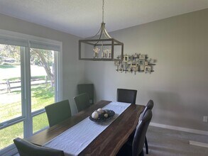 945 Rio Pinar Ln in Eagle, ID - Building Photo - Building Photo