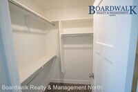 440 1625 N photo'