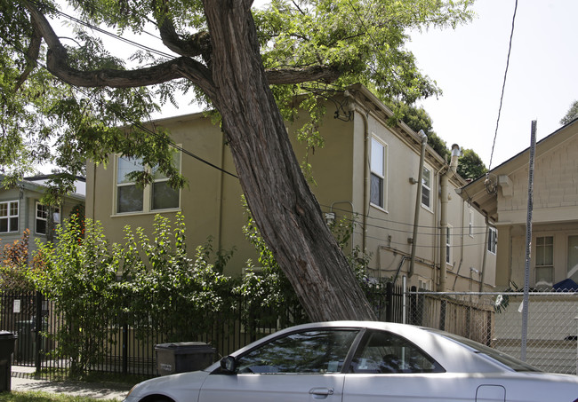 1532 Tyler St in Berkeley, CA - Building Photo - Building Photo