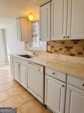 1119 Booth Ct SW in Marietta, GA - Foto de edificio - Building Photo