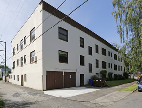 Ladd's Addition Apartments in Portland, OR - Building Photo - Building Photo