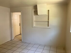 4448 Clay St in Zephyrhills, FL - Building Photo - Building Photo