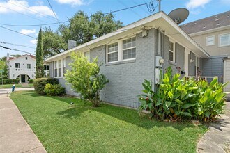 2402 Hazard St in Houston, TX - Building Photo - Building Photo