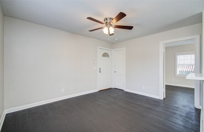 property at 710 Hemphill St