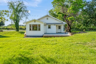 11652 Lee Hwy in Fincastle, VA - Building Photo - Building Photo
