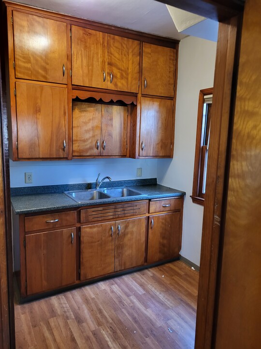 1129 E Idaho St in Milwaukee, WI - Building Photo