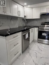 276 Balmoral Ave N in Hamilton, ON - Building Photo - Building Photo