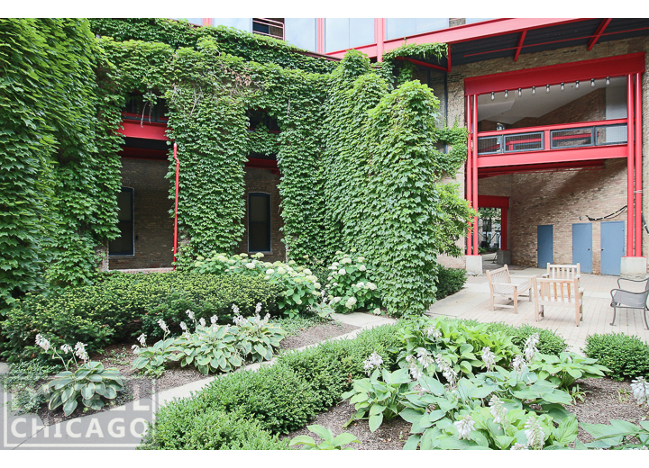 1335 N Wells St in Chicago, IL - Building Photo