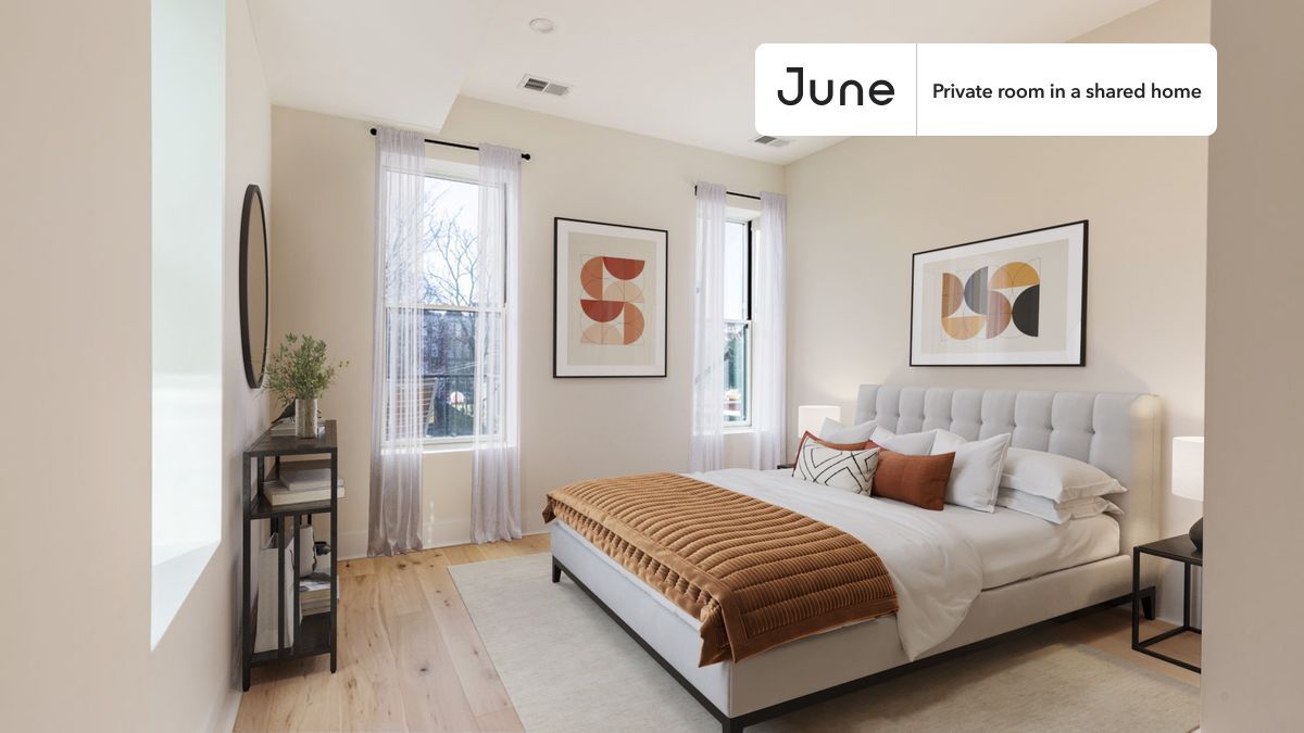 Private bedroom in 2 bed/2.5 bath Home in Washington, DC - Building Photo
