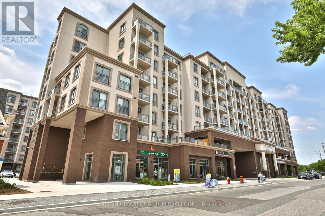2486-2486 Old Bronte Rd in Oakville, ON - Building Photo
