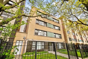 6023 N Kenmore Ave, Unit 301 Apartments