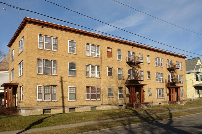 University Apartments in Schenectady, NY - Building Photo - Building Photo