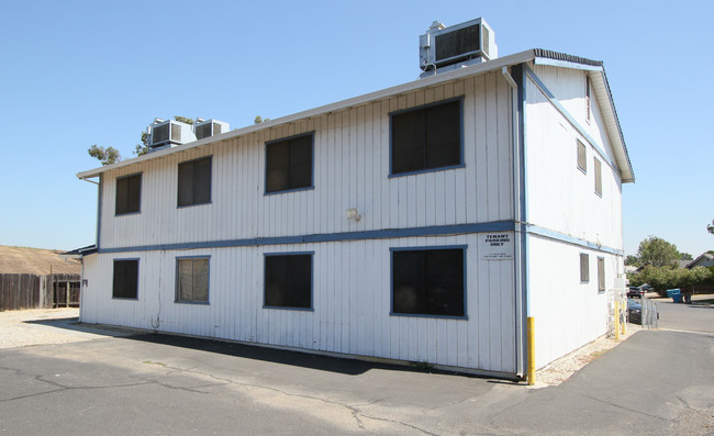 2520 Hall St in Marysville, CA - Foto de edificio - Building Photo