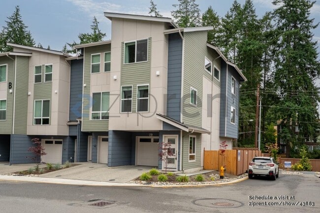 23413 Edmonds Way in Edmonds, WA - Building Photo - Building Photo