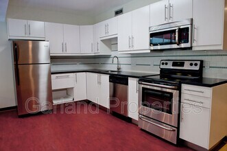 110 Campbell Ave SE in Roanoke, VA - Building Photo - Building Photo