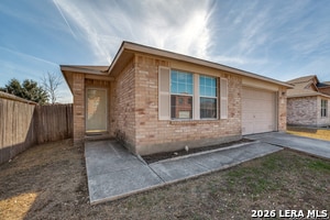 9734 Crescent Moon in San Antonio, TX - Building Photo - Building Photo
