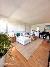 101 Wharfside Dr in Monmouth Beach, NJ - Building Photo - Building Photo