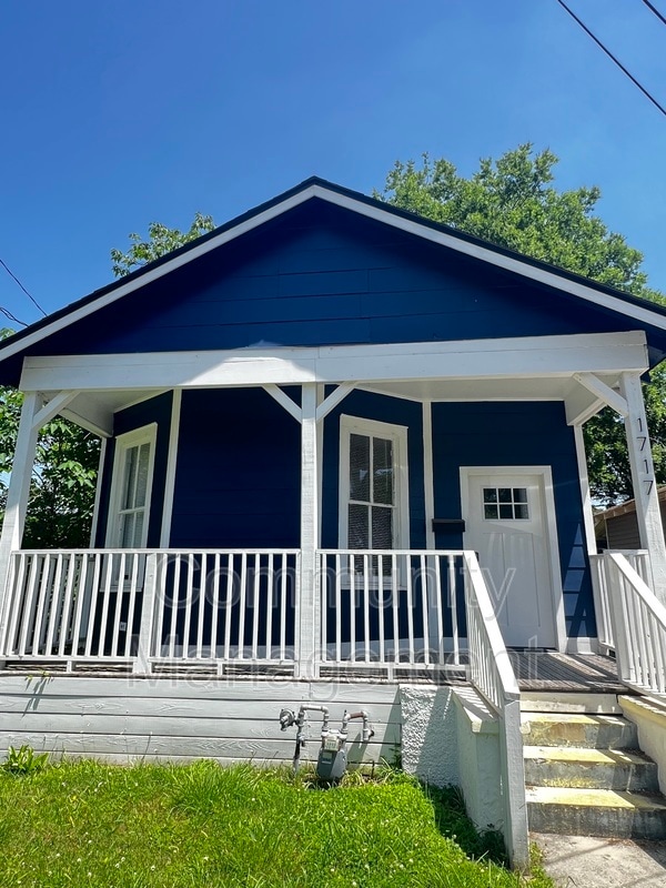 1717 Bynum Ave in Baton Rouge, LA - Foto de edificio - Building Photo