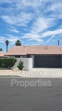 52170 Avenida Ramirez in La Quinta, CA - Building Photo - Building Photo