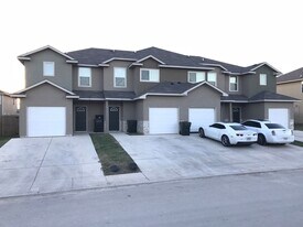 16823 Dancing Ava in Selma, TX - Building Photo