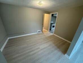 414-416 E 222nd St in Euclid, OH - Building Photo - Building Photo