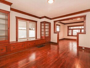 1910 Corning Ave in Cleveland, OH - Building Photo - Building Photo