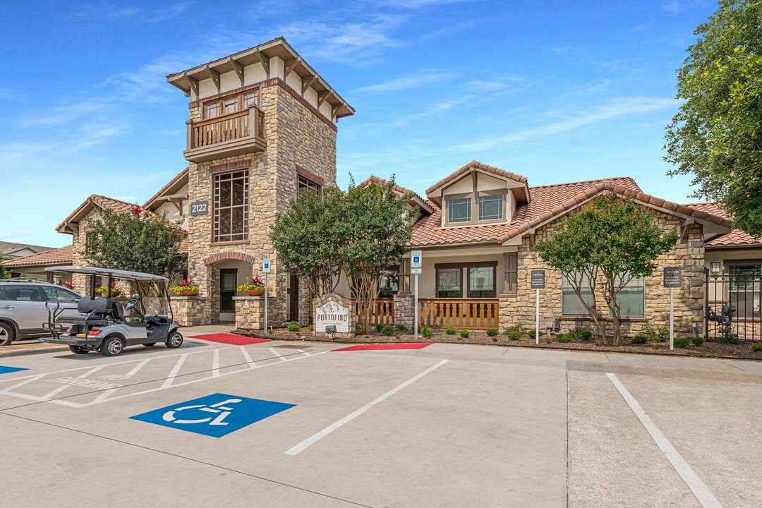 The Portofino 55+ Apartments in Pasadena, TX - Building Photo