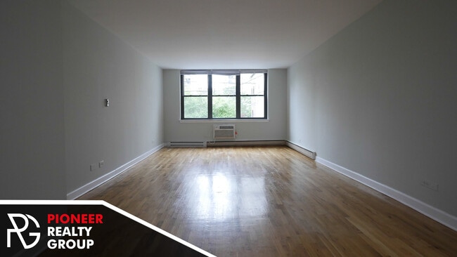 1443 N Dearborn St, Unit 1446-2A in Chicago, IL - Foto de edificio - Building Photo