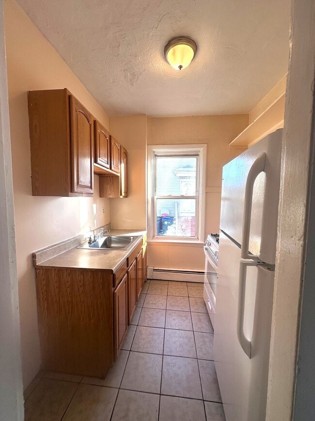 6 Young Ave in Providence, RI - Building Photo - Building Photo