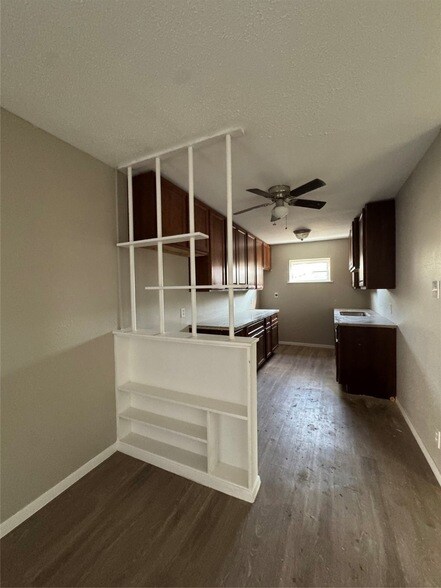 property at 4706 Yellowstone Blvd