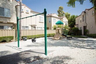 11935 Miro Cir in San Diego, CA - Building Photo - Building Photo