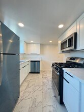 515 W Doran St in Glendale, CA - Building Photo - Building Photo