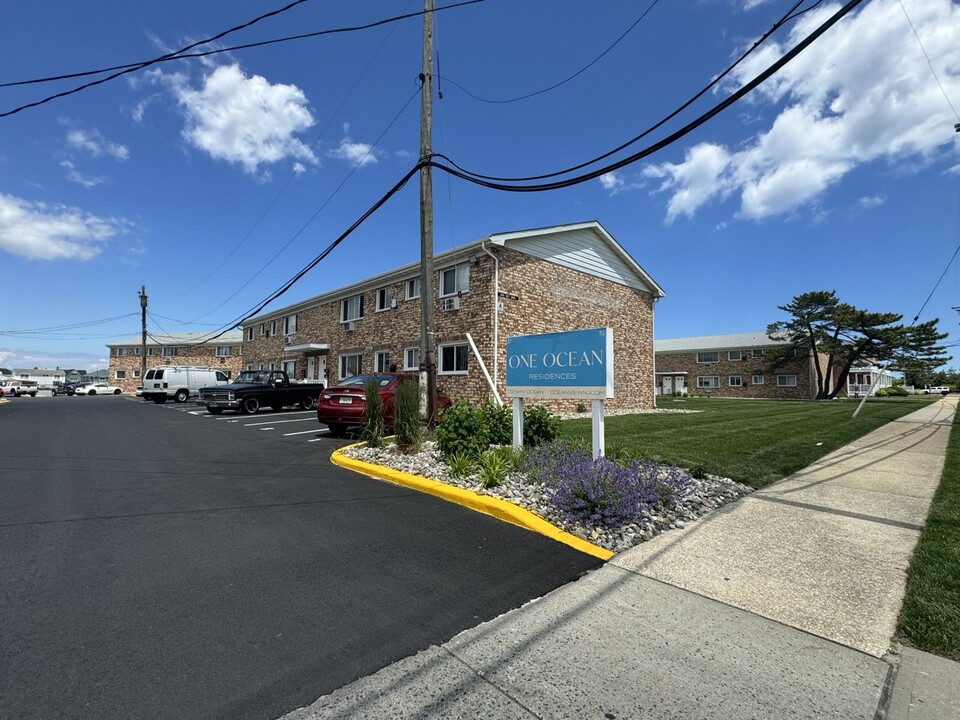 One Ocean Residences in Belmar, NJ - Building Photo