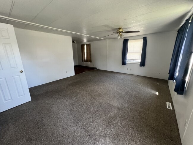 311 S Lake St in Fort Morgan, CO - Building Photo - Building Photo