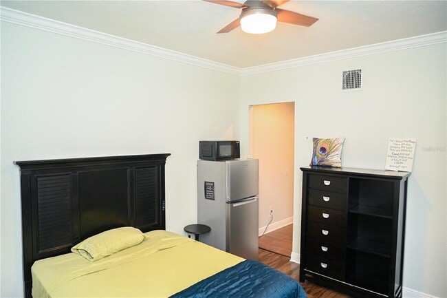 604 Morrill Ct in Valrico, FL - Foto de edificio - Building Photo