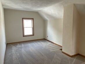 27 Webster Pl in Malden, MA - Building Photo - Building Photo