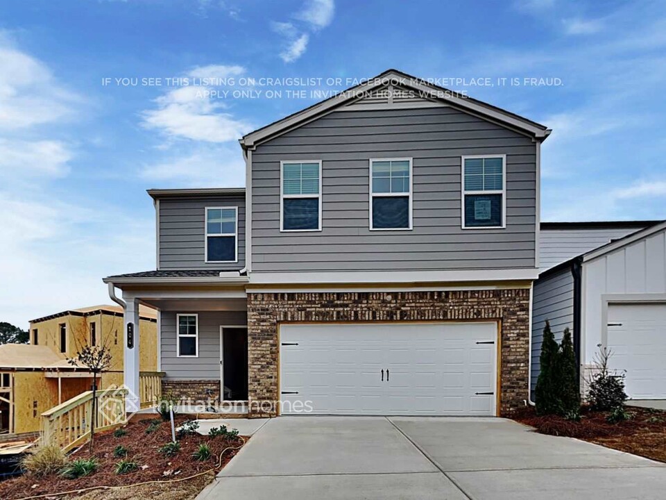104 Webster Cir in Holly Springs, GA - Building Photo
