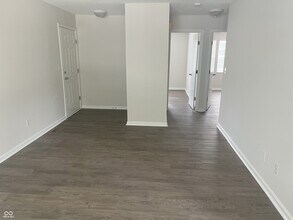421 Lark Ct in Carmel, IN - Building Photo - Building Photo