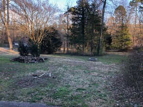 5118 Cumberland Wood Dr NW in Knoxville, TN - Building Photo - Building Photo