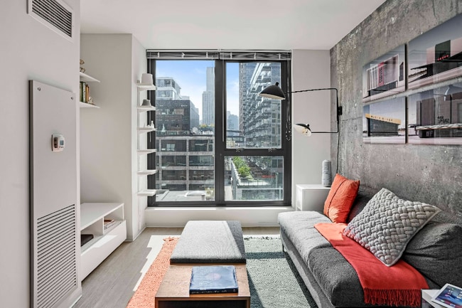 property at 159 W Superior St