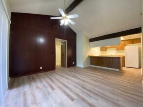 7422 Gallant Cir in Citrus Heights, CA - Building Photo - Building Photo