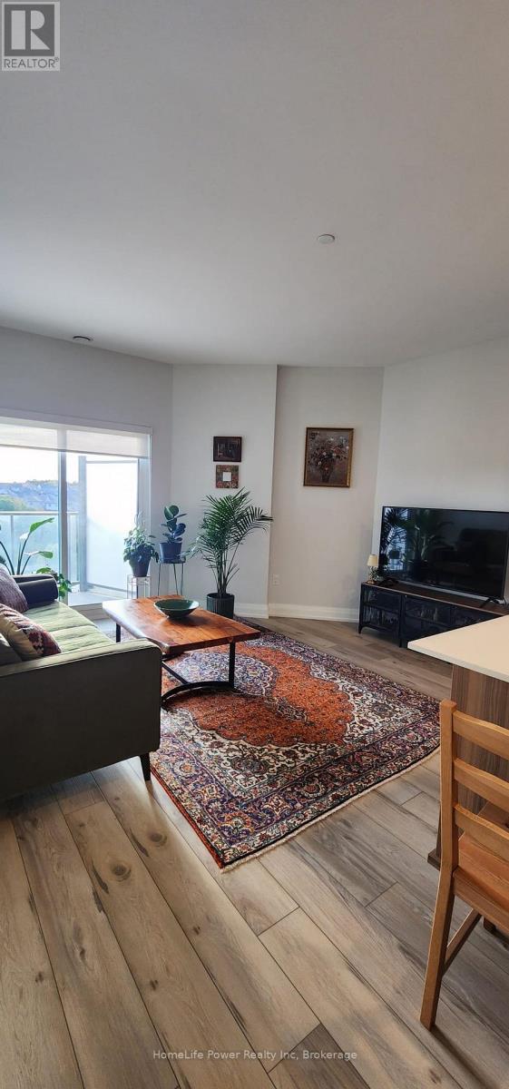 90 Starwood Dr in Guelph, ON - Building Photo - Building Photo