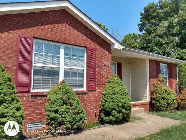 221 Lady Alice Ct in Clarksville, TN - Building Photo - Building Photo