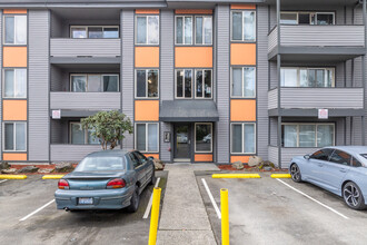 Maria Manor Apartments in Seattle, WA - Building Photo - Building Photo