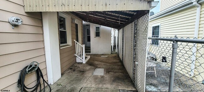 568 N Trenton Ave in Atlantic City, NJ - Building Photo - Building Photo