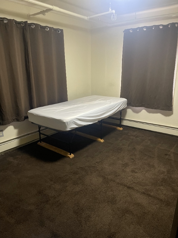 612 E 14th Ave in Anchorage, AK - Building Photo - Building Photo